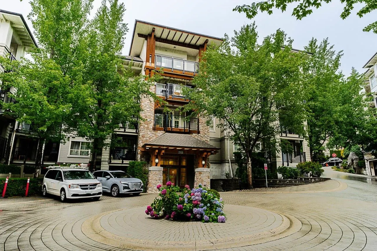 206 2958 Silver Springs Boulevard