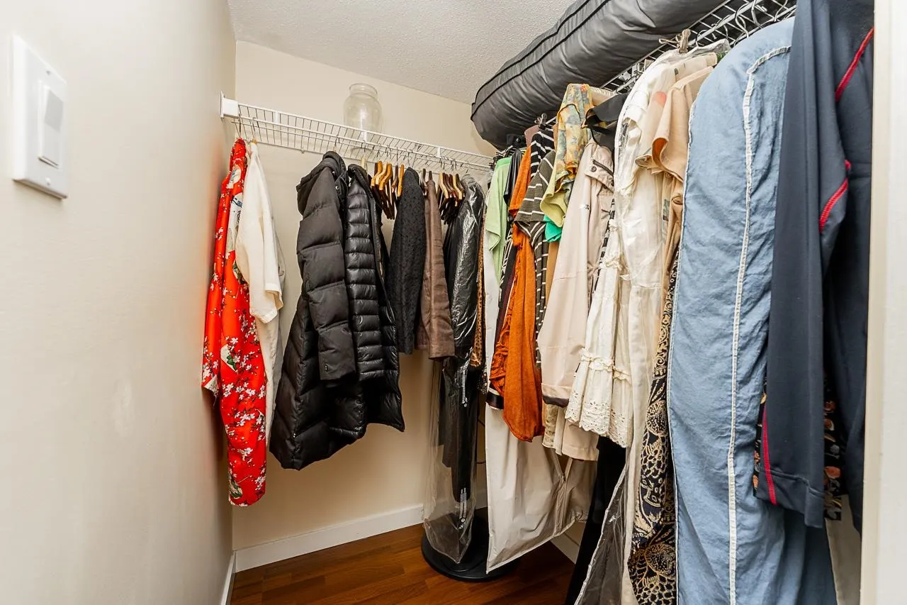 206 2958 Silver Springs Boulevard