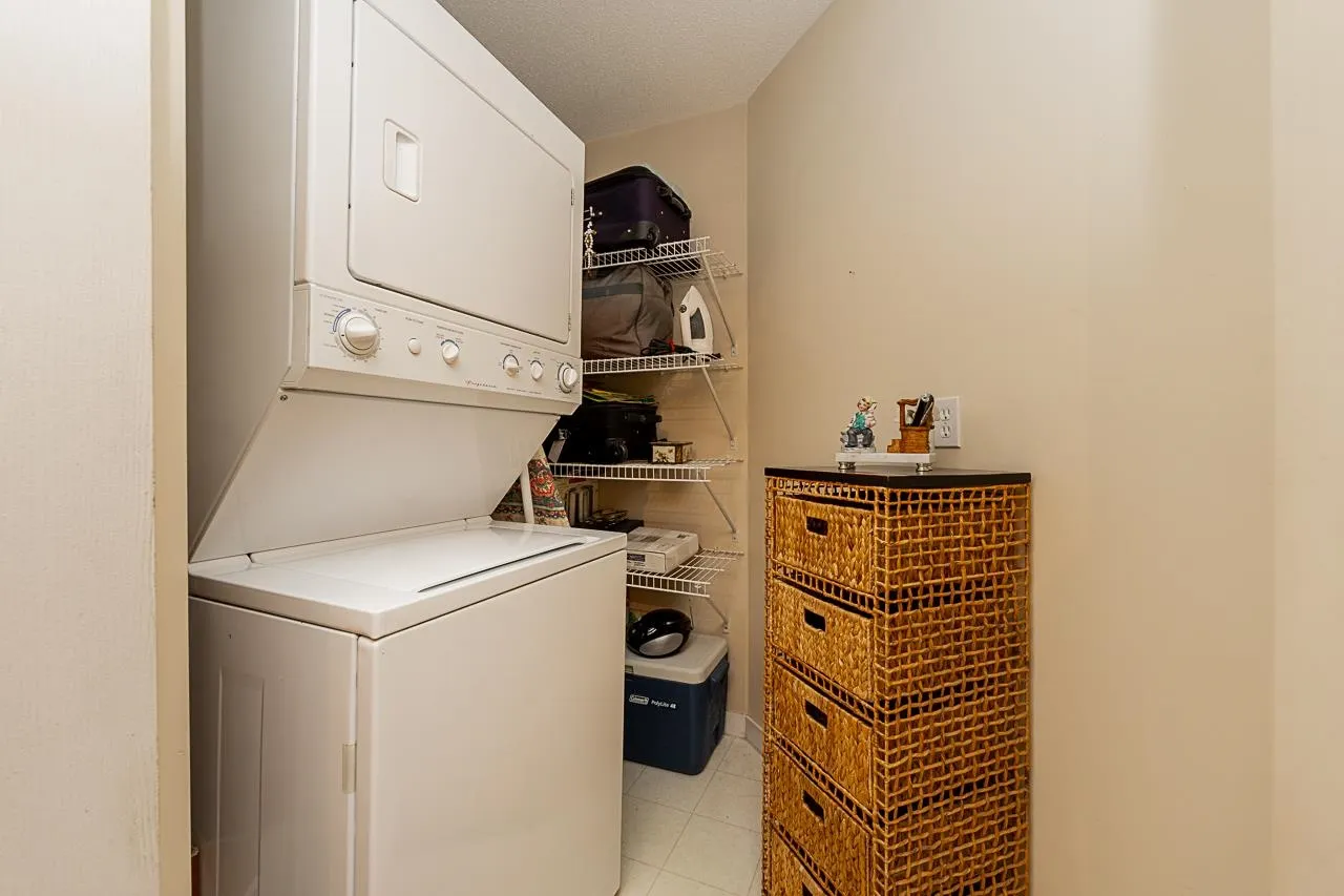 206 2958 Silver Springs Boulevard