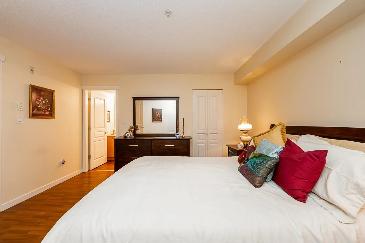 206 2958 Silver Springs Boulevard