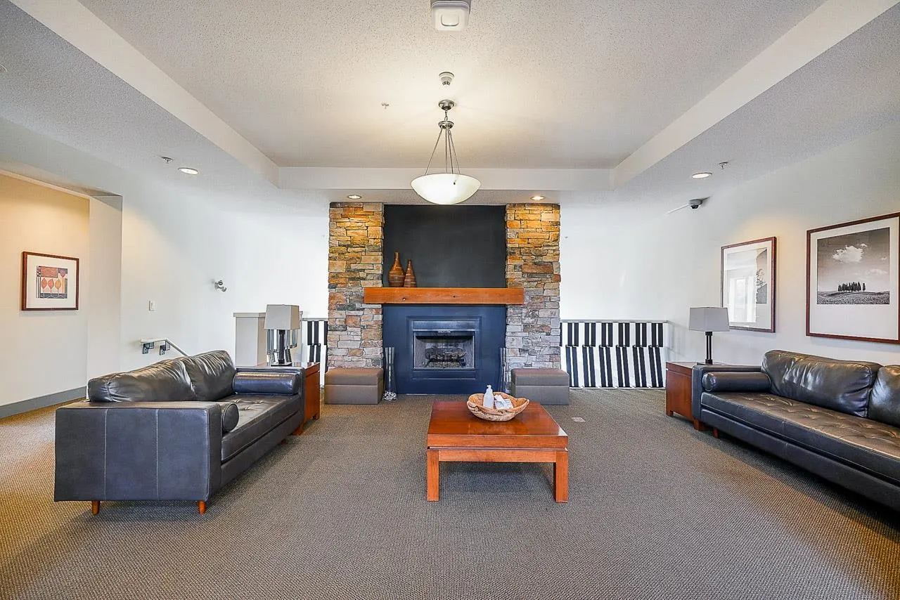 206 2958 Silver Springs Boulevard