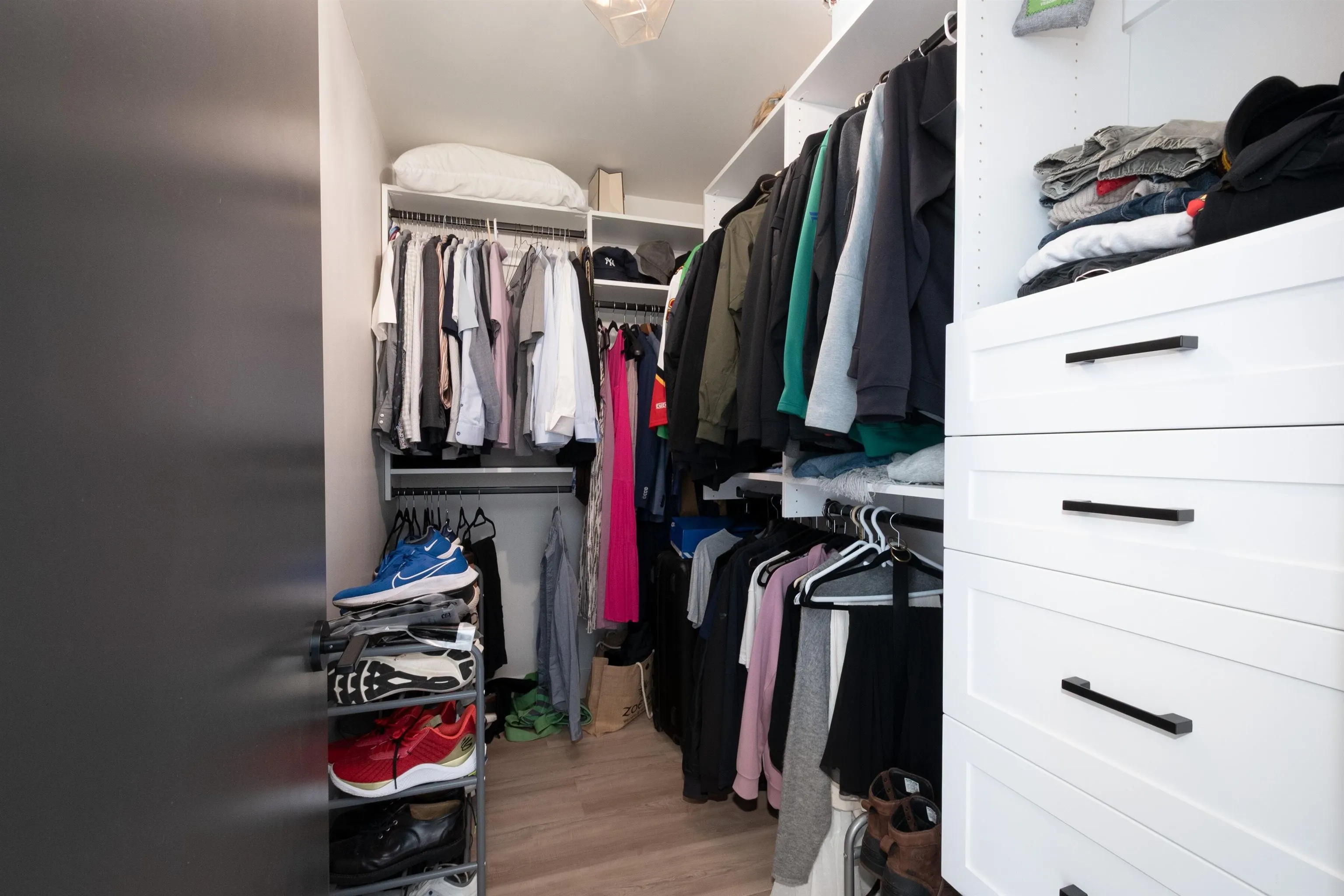 403 1050 Bowron Court