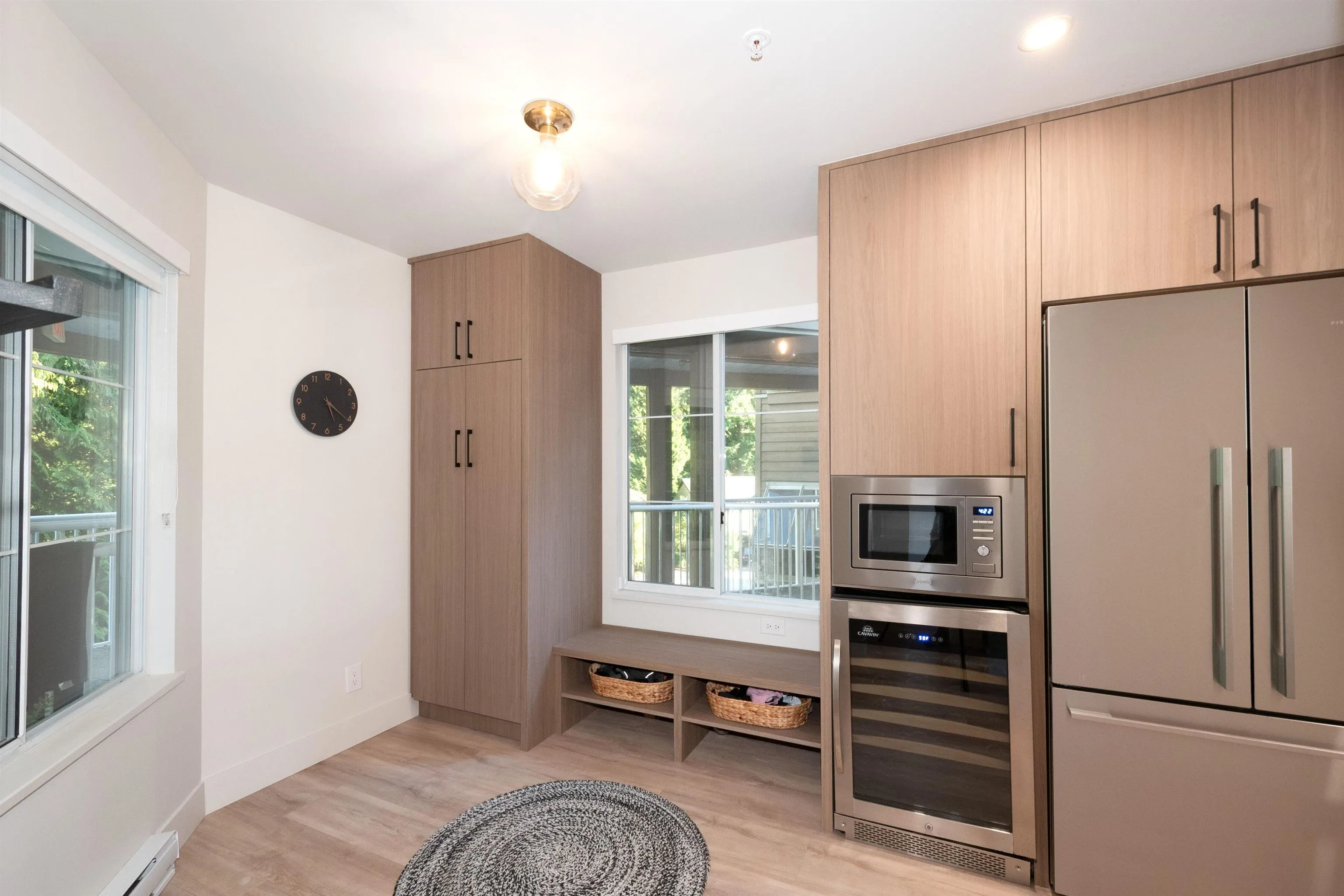 403 1050 Bowron Court