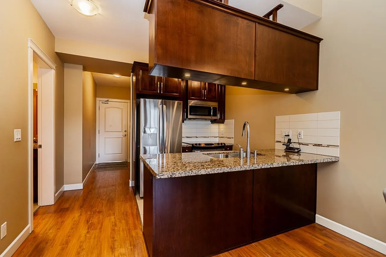 581 8288 207a Street