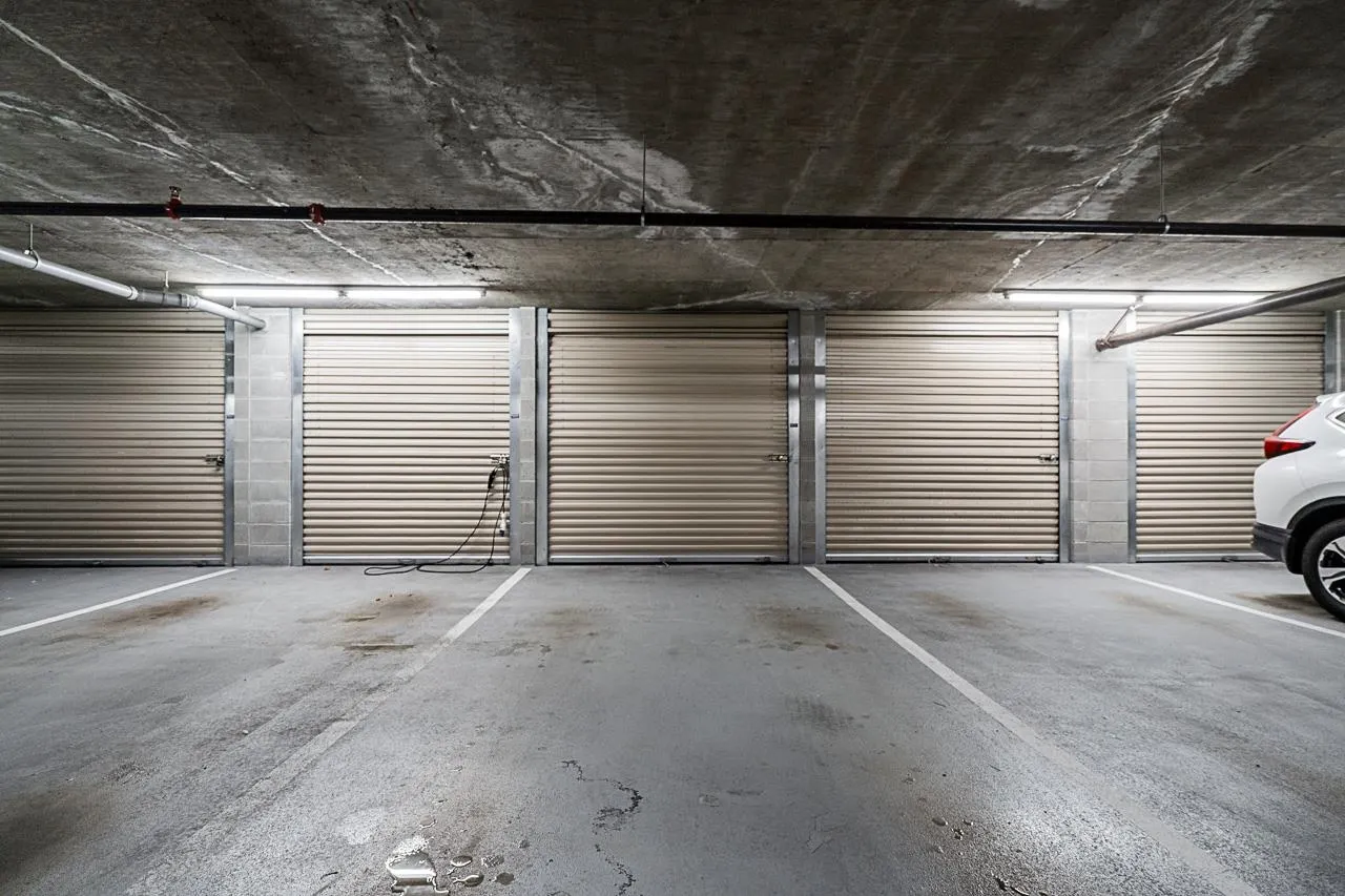 581 8288 207a Street