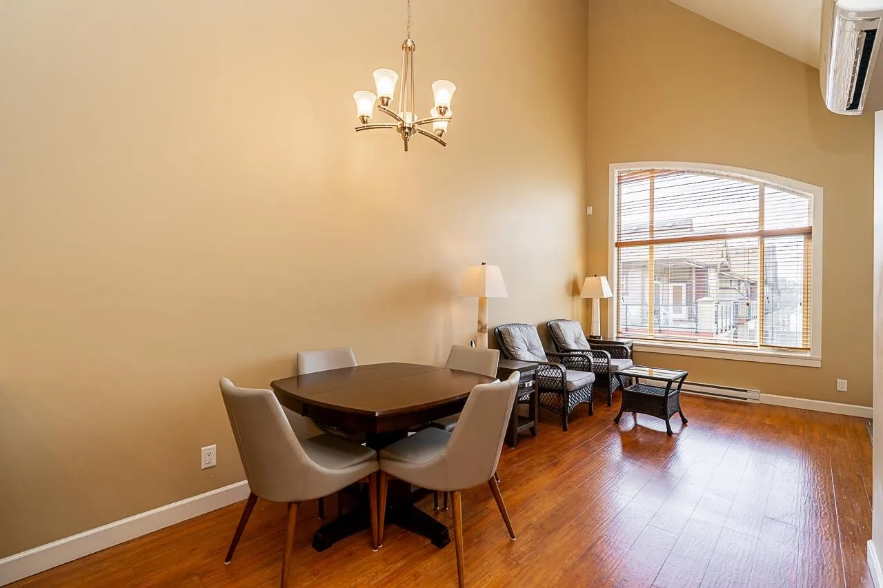 581 8288 207a Street