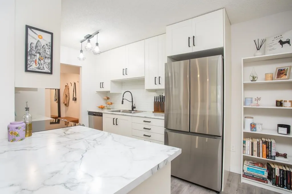 309 7151 Edmonds Street