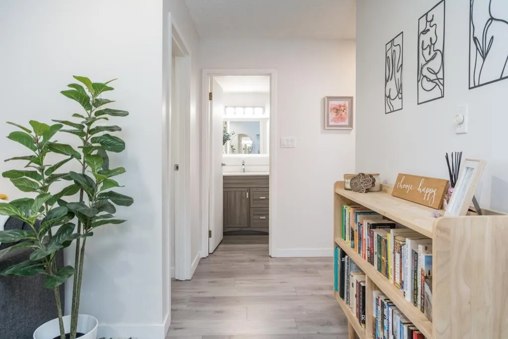 309 7151 Edmonds Street