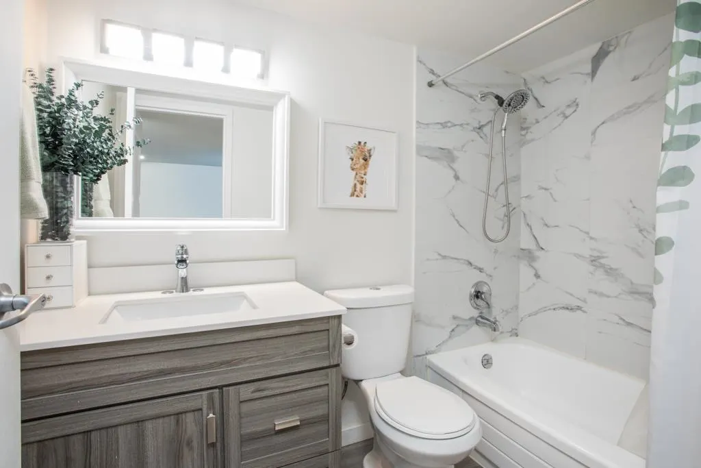 309 7151 Edmonds Street