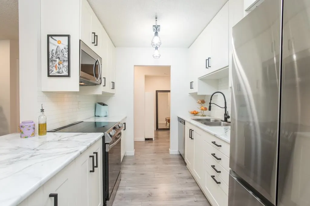 309 7151 Edmonds Street