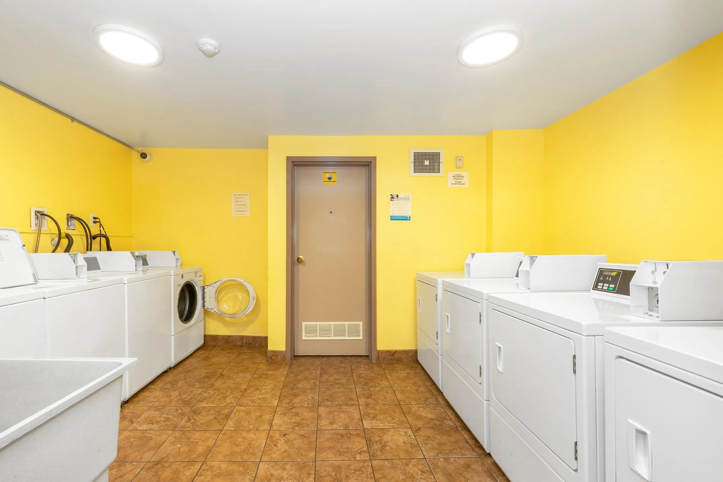 410 1435 Nelson Street