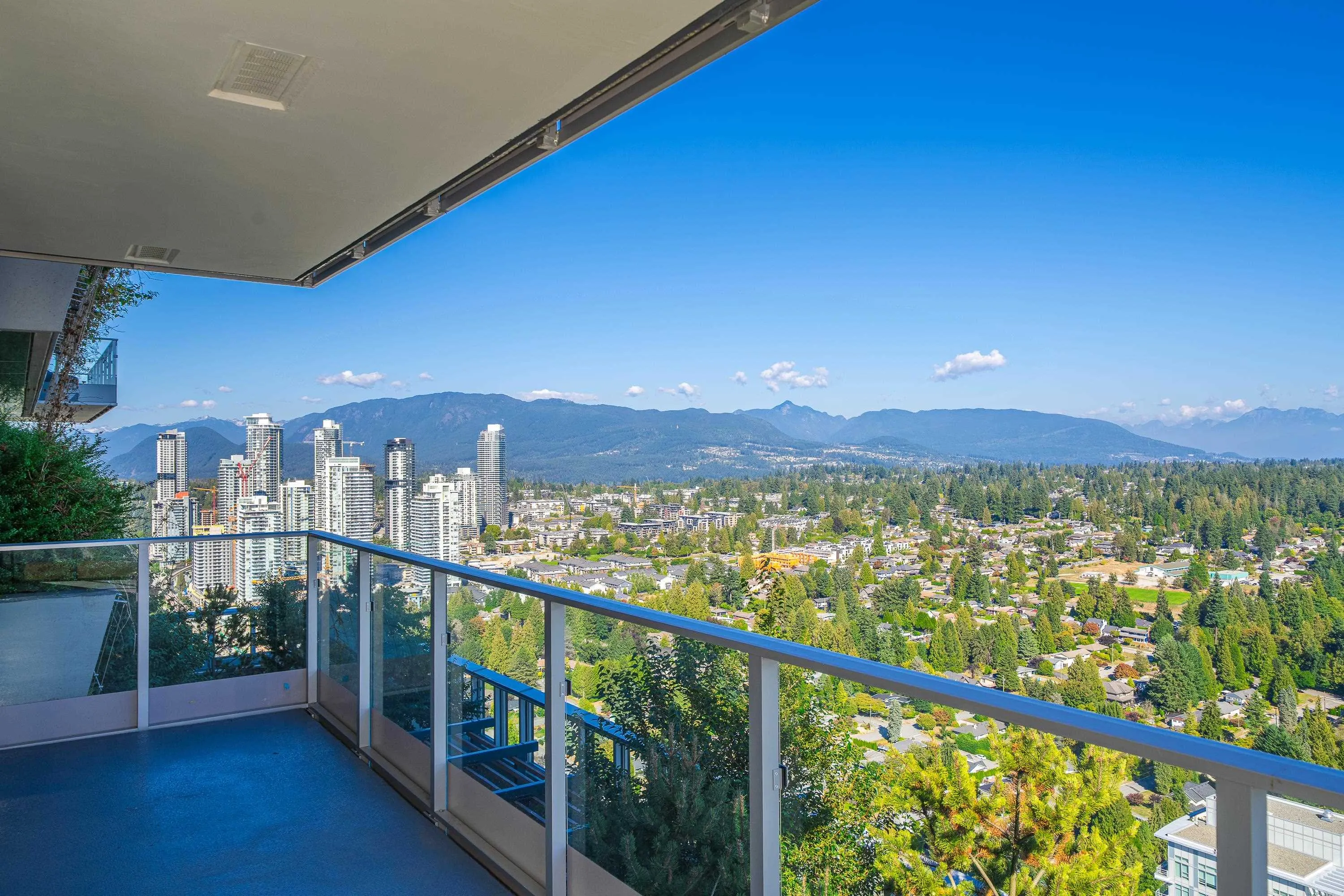 5001 3809 Evergreen Place