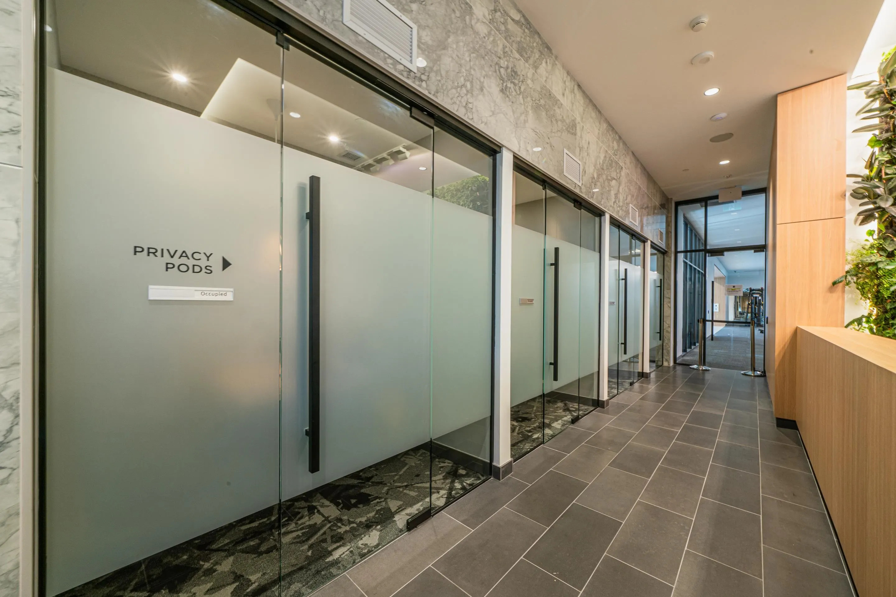 5001 3809 Evergreen Place