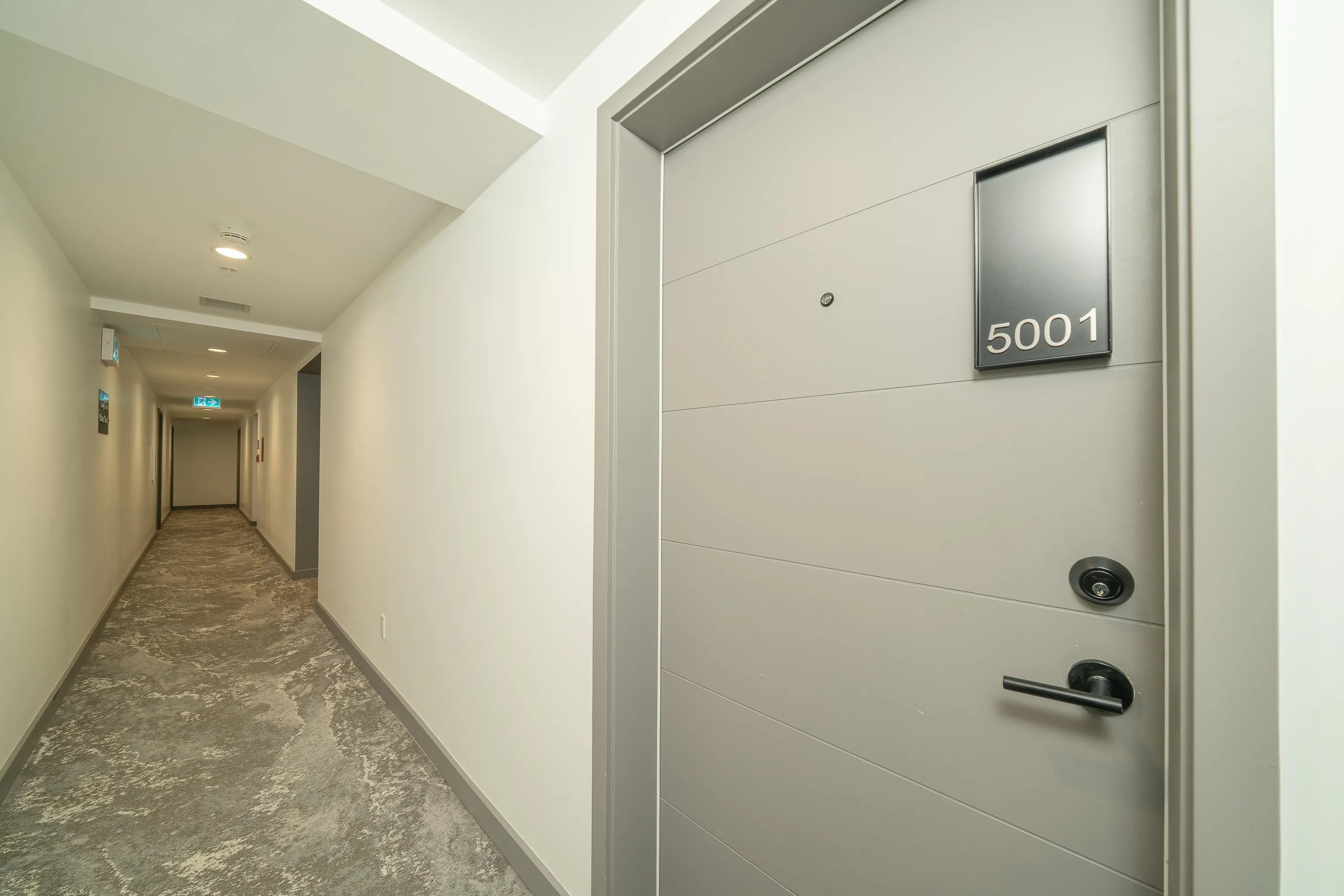 5001 3809 Evergreen Place