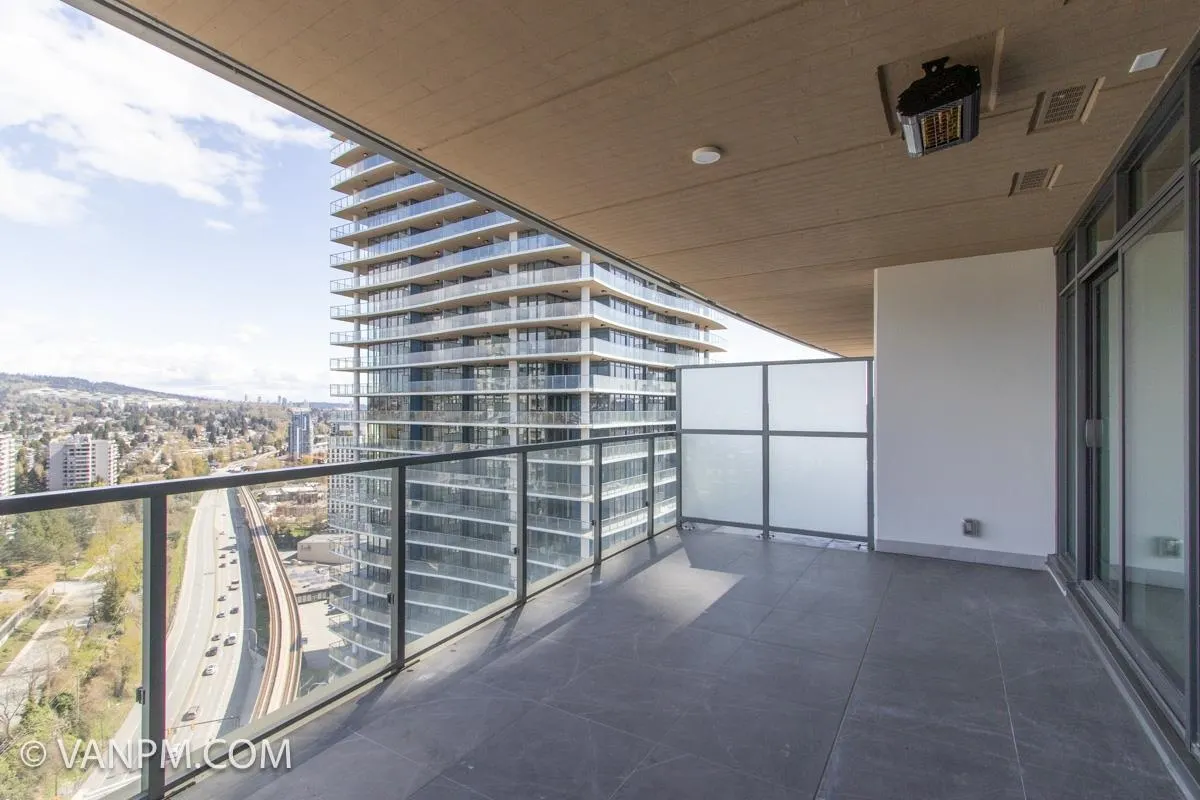 2306 4880 Lougheed Highway