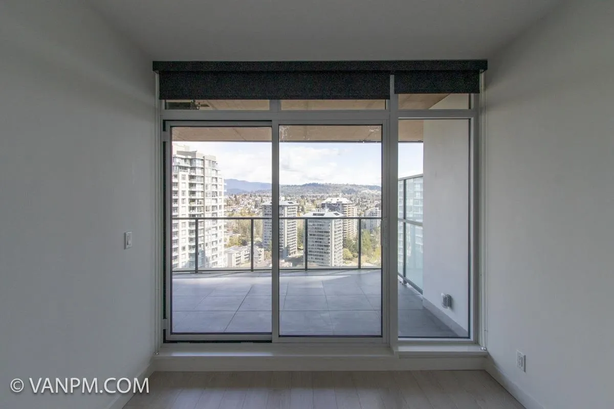 2306 4880 Lougheed Highway