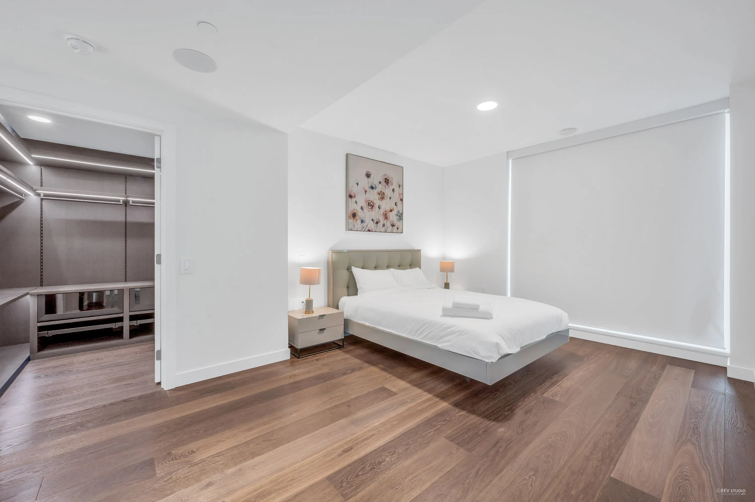 2001 620 Cardero Street