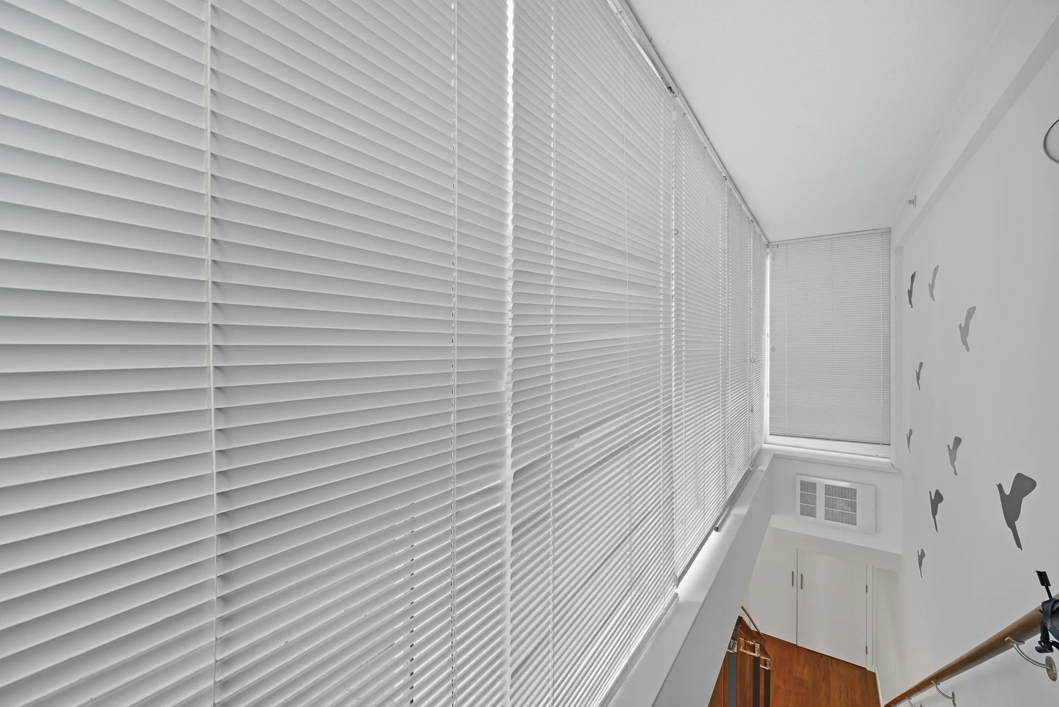 209 522 W 8th Avenue