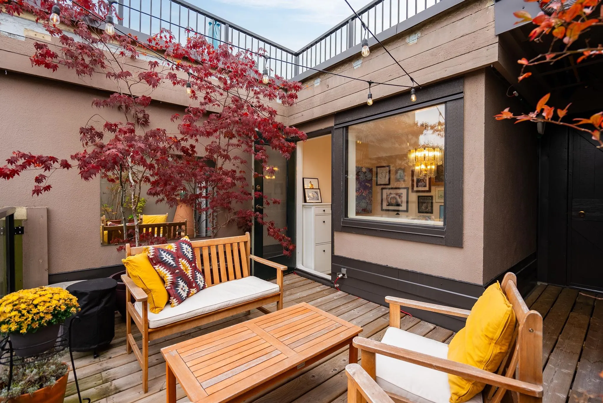 105 1922 W 7th Avenue