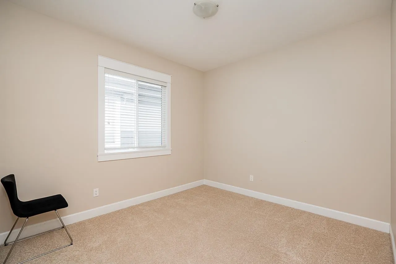 6028 Dunsmuir Crescent