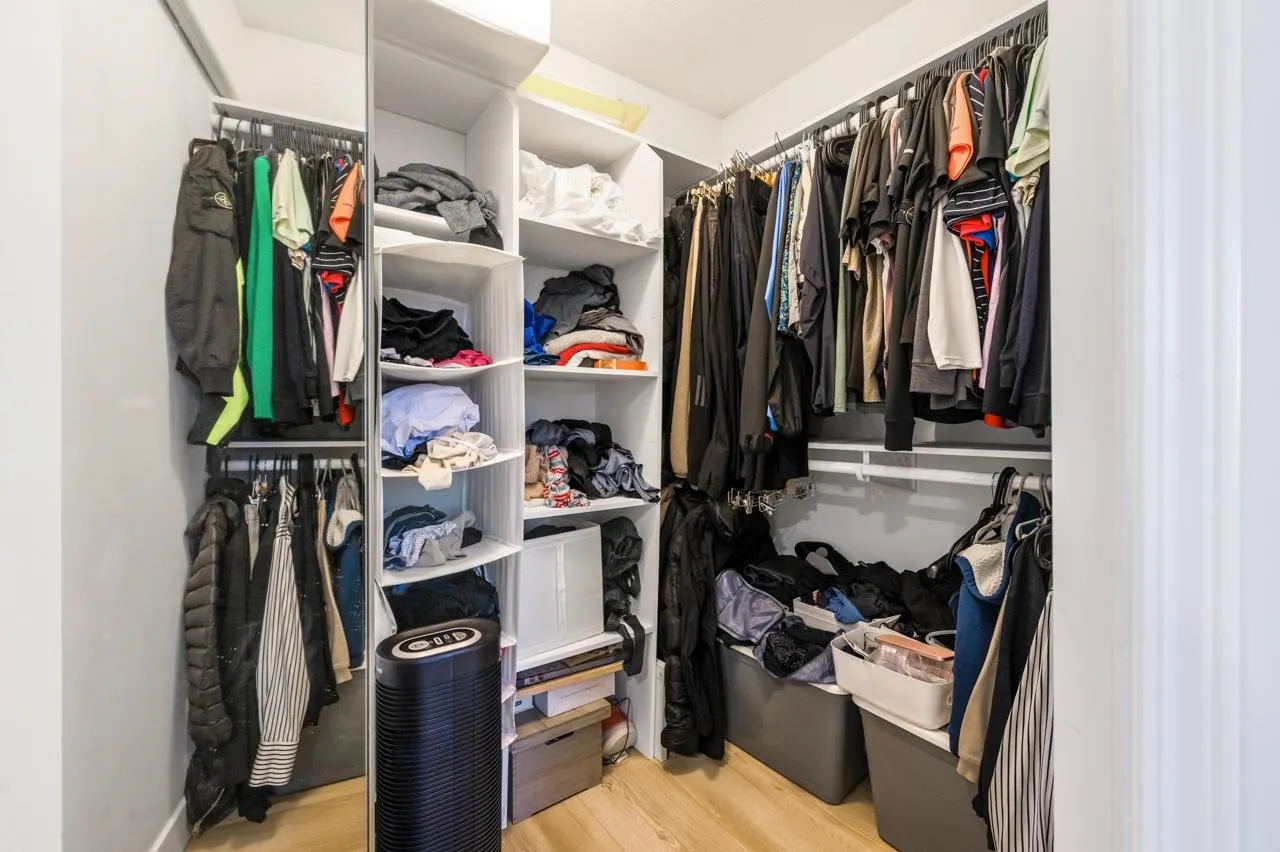 22531 Mcclinton Avenue