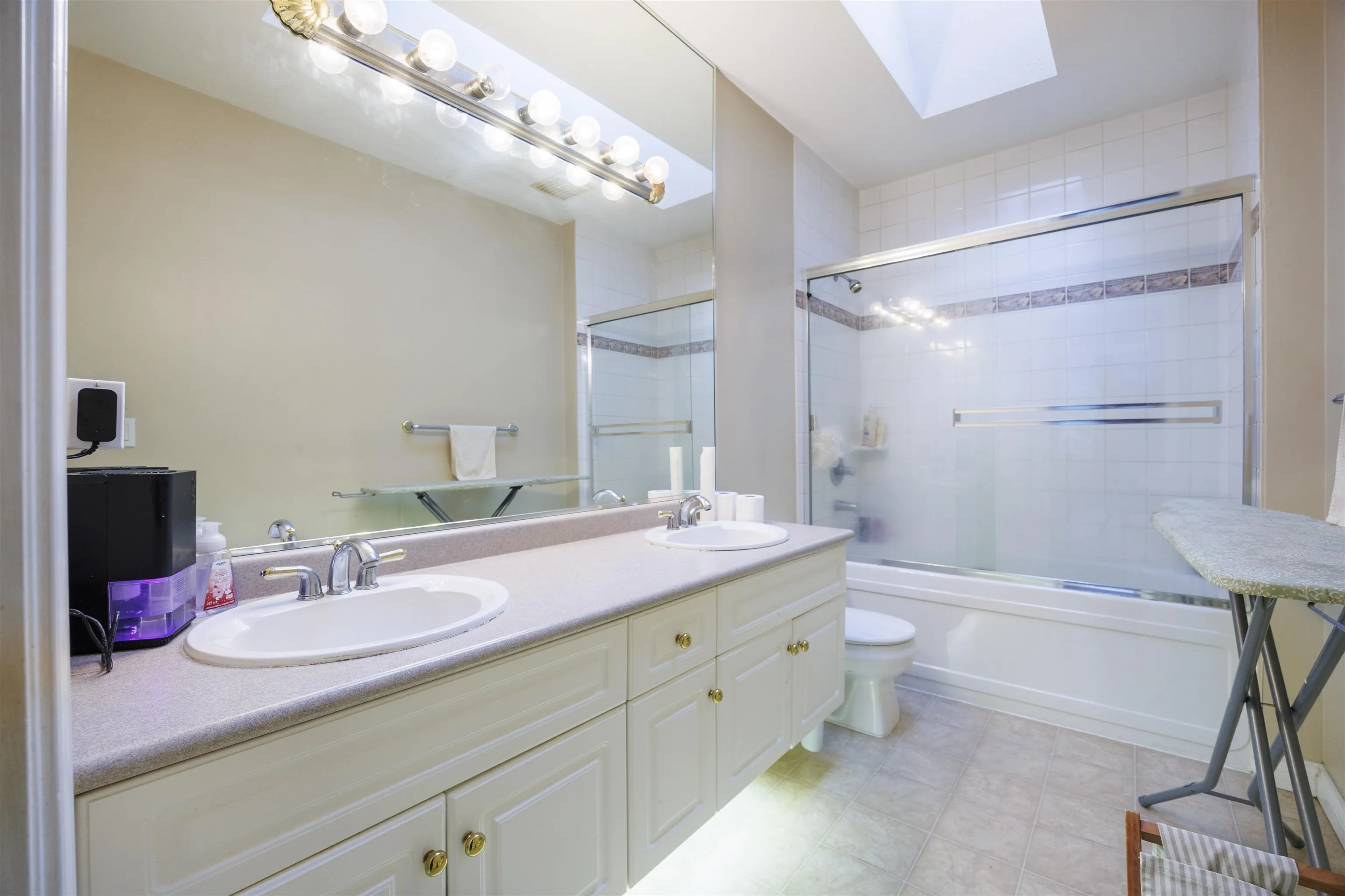 404 1185 Pacific Street