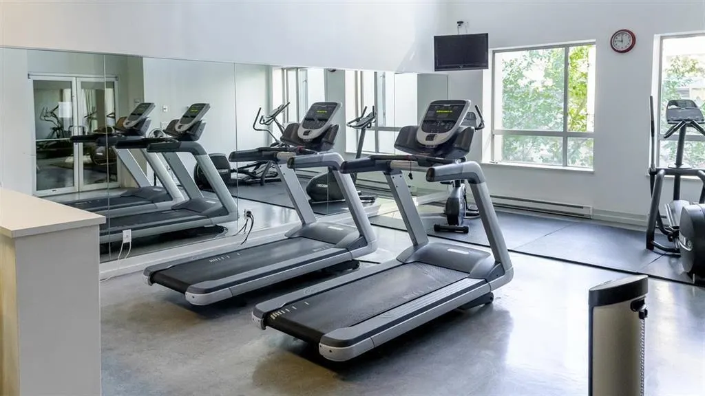 2102 1225 Richards Street