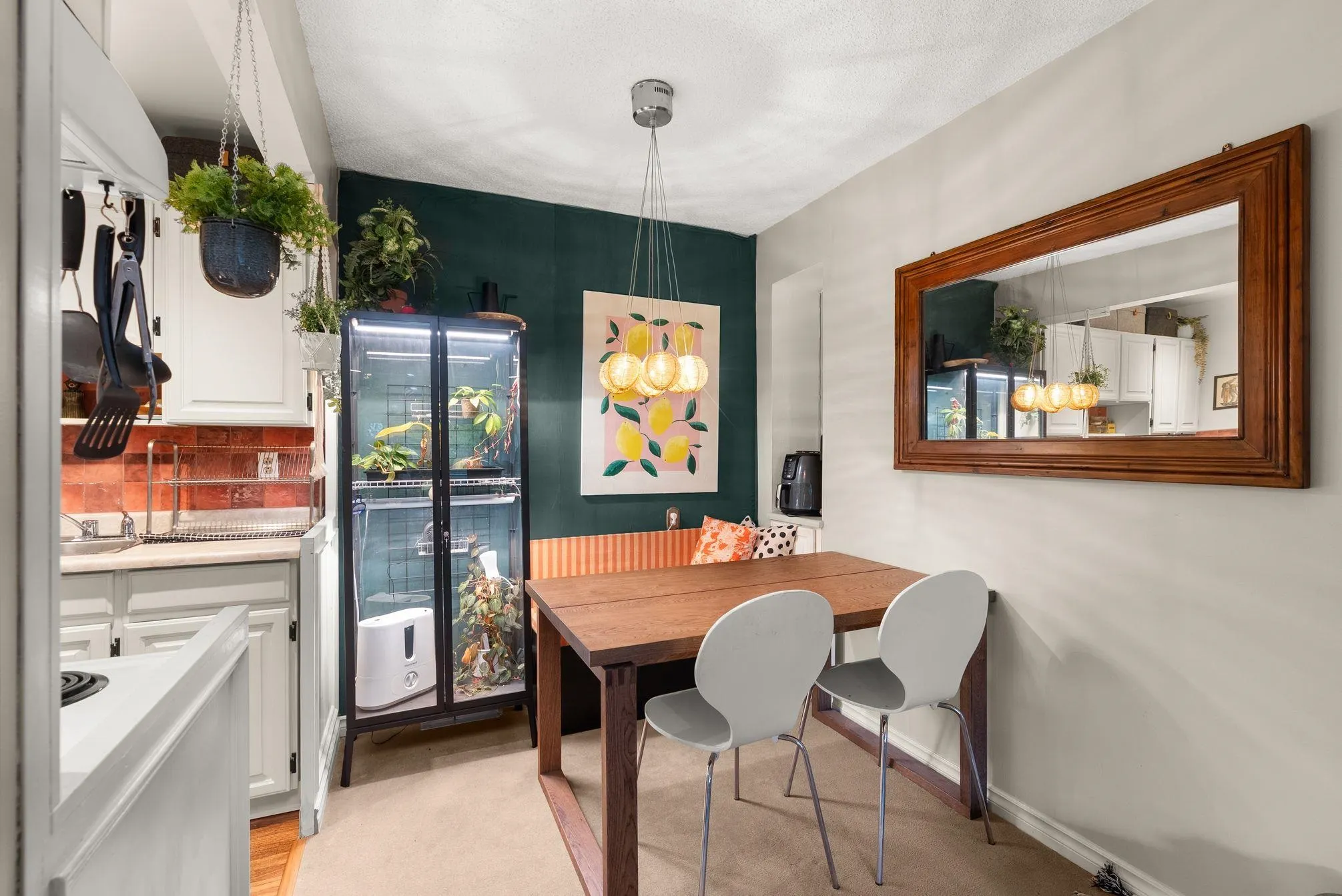 308 2366 Wall Street