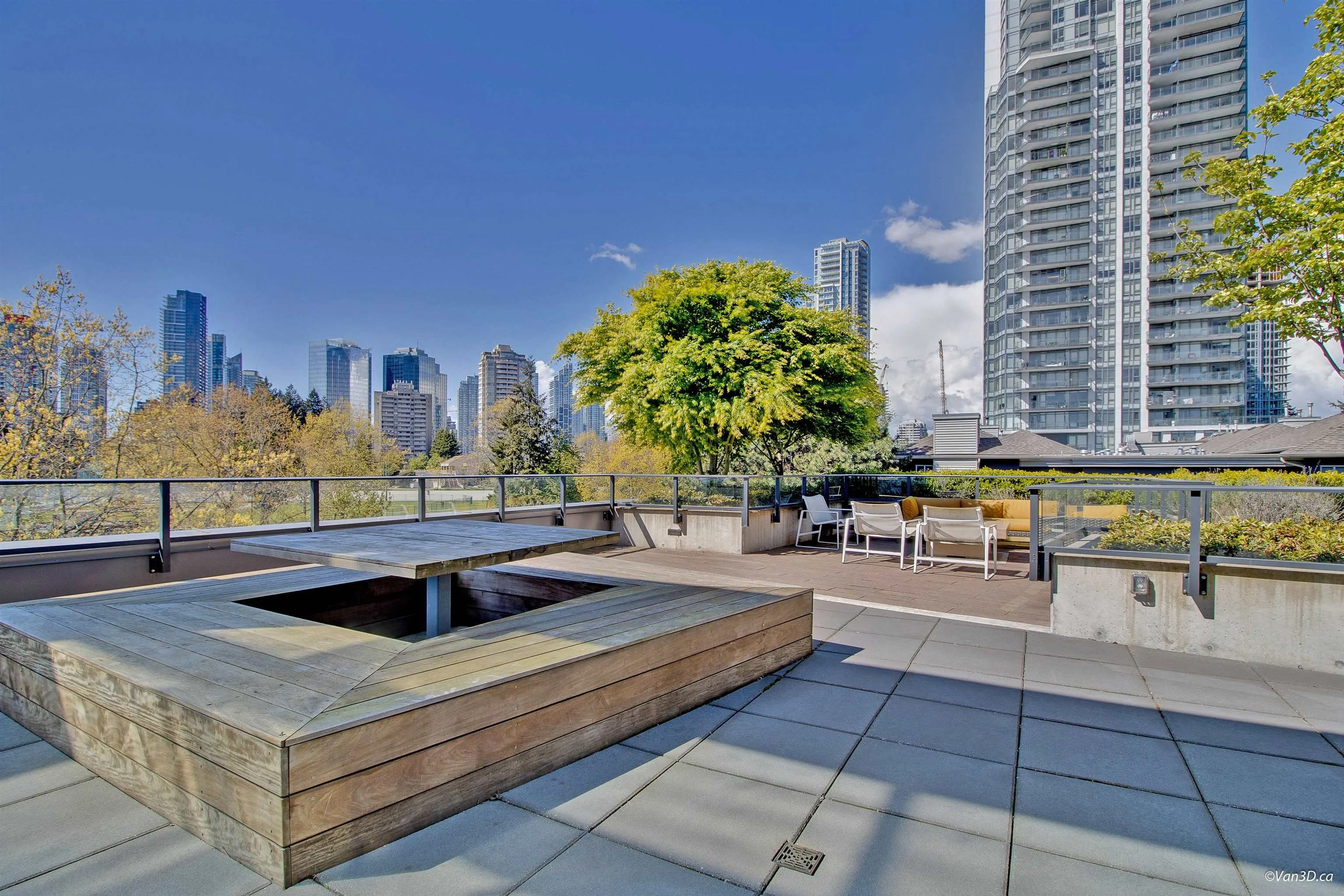 2703 6699 Dunblane Avenue