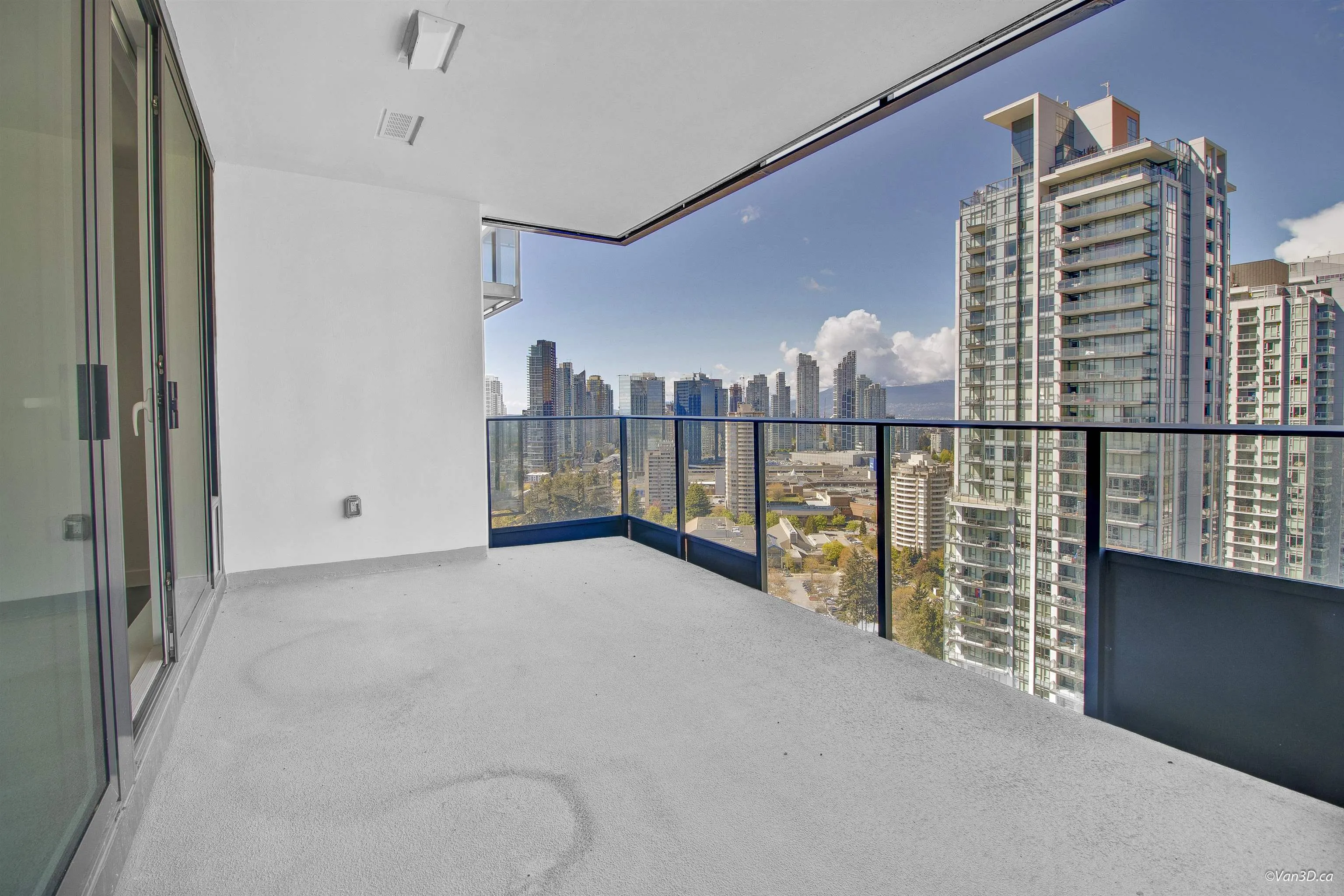 2703 6699 Dunblane Avenue