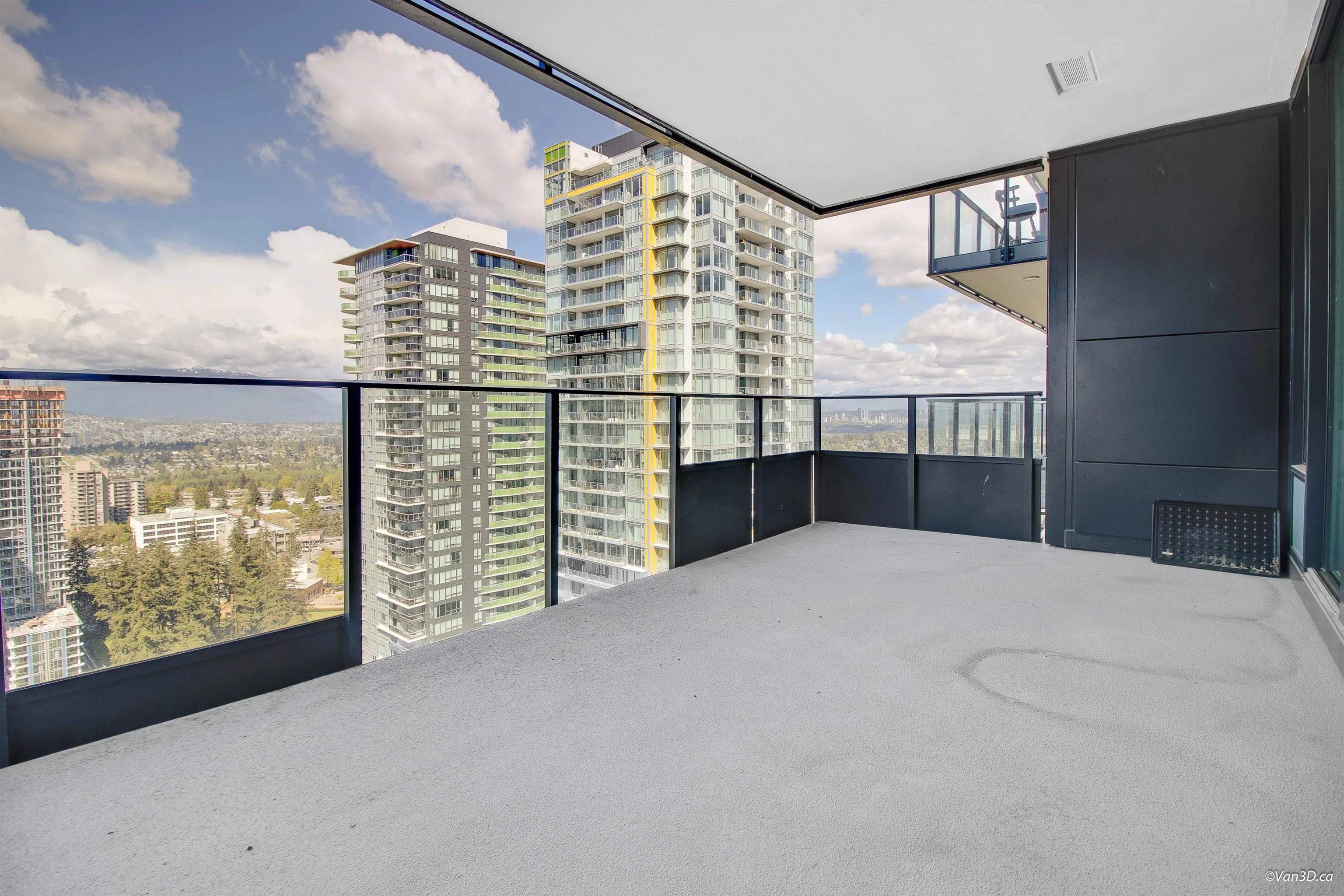 2703 6699 Dunblane Avenue