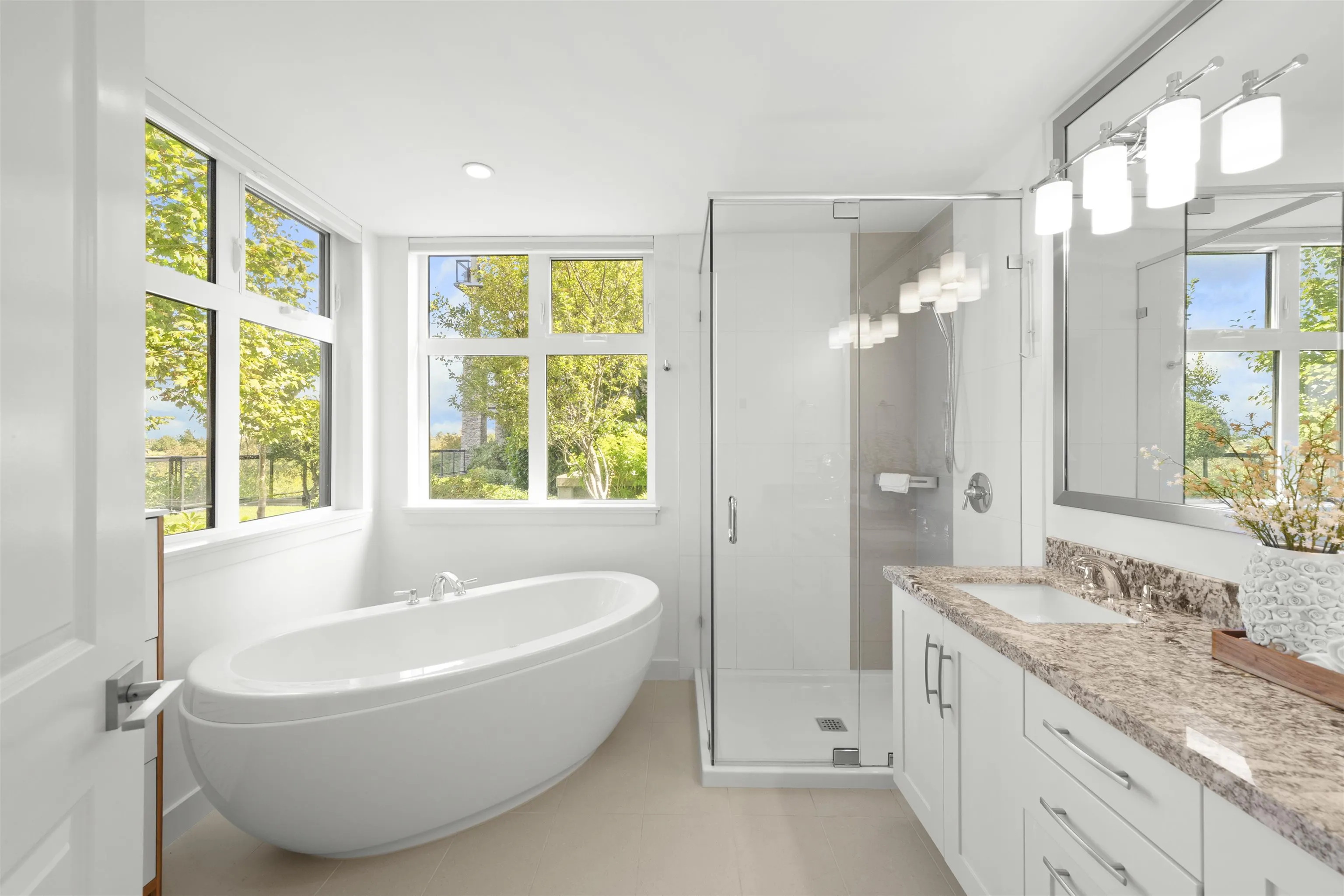 112 5011 Springs Boulevard