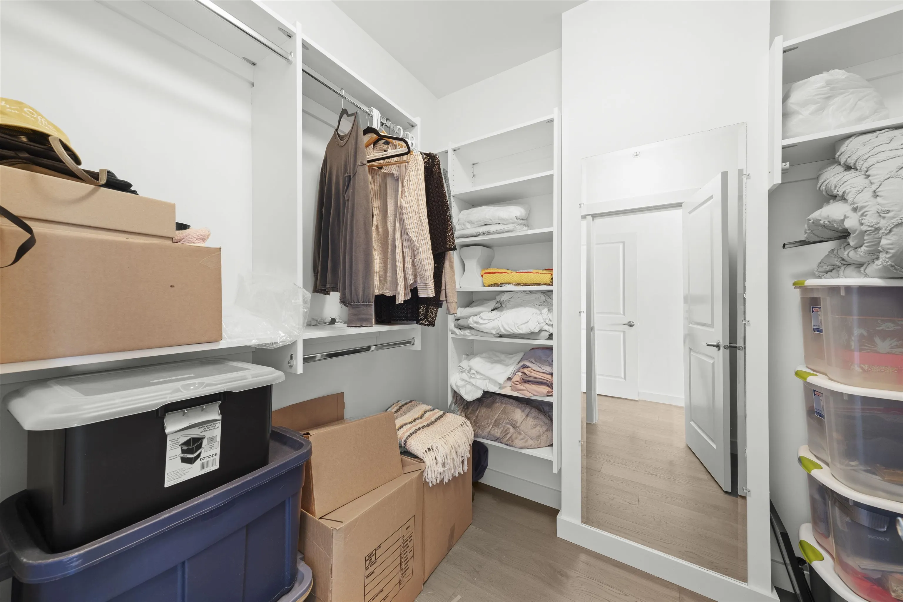 112 5011 Springs Boulevard