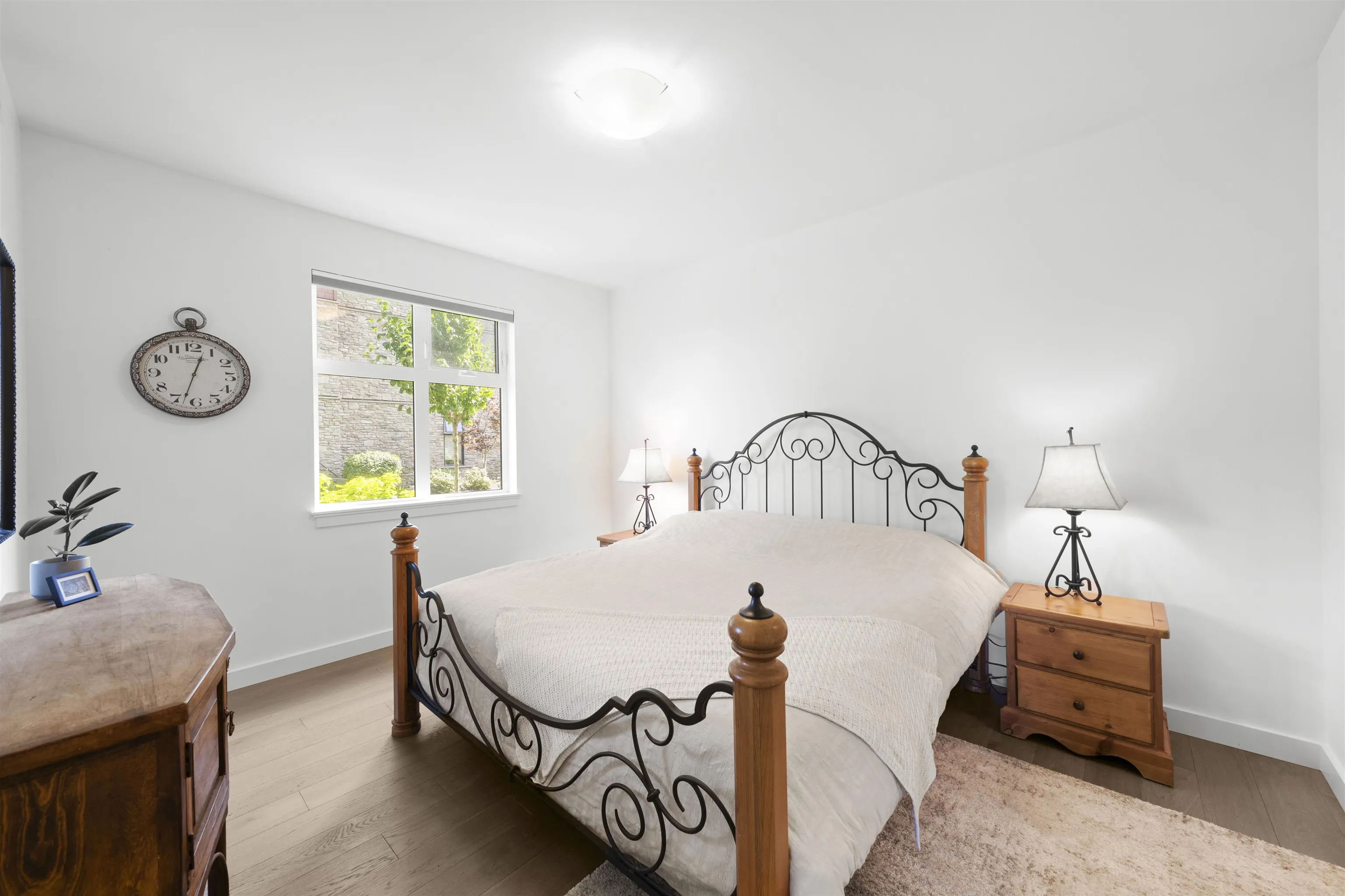 112 5011 Springs Boulevard