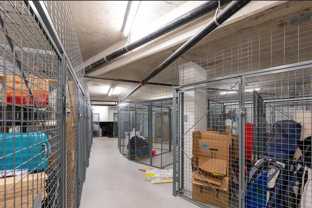 2612 13398 104 Avenue