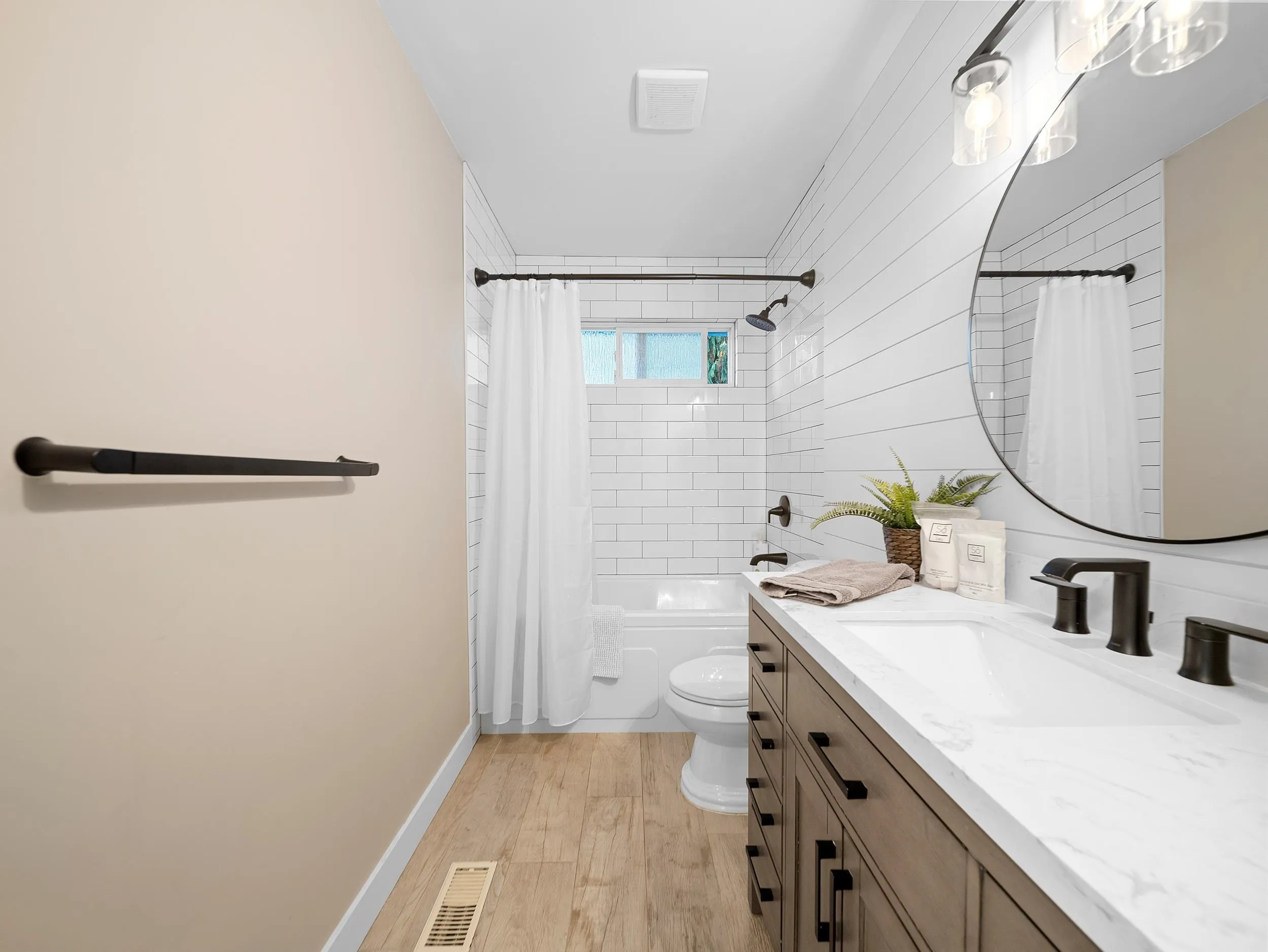 17022 Hereford Place