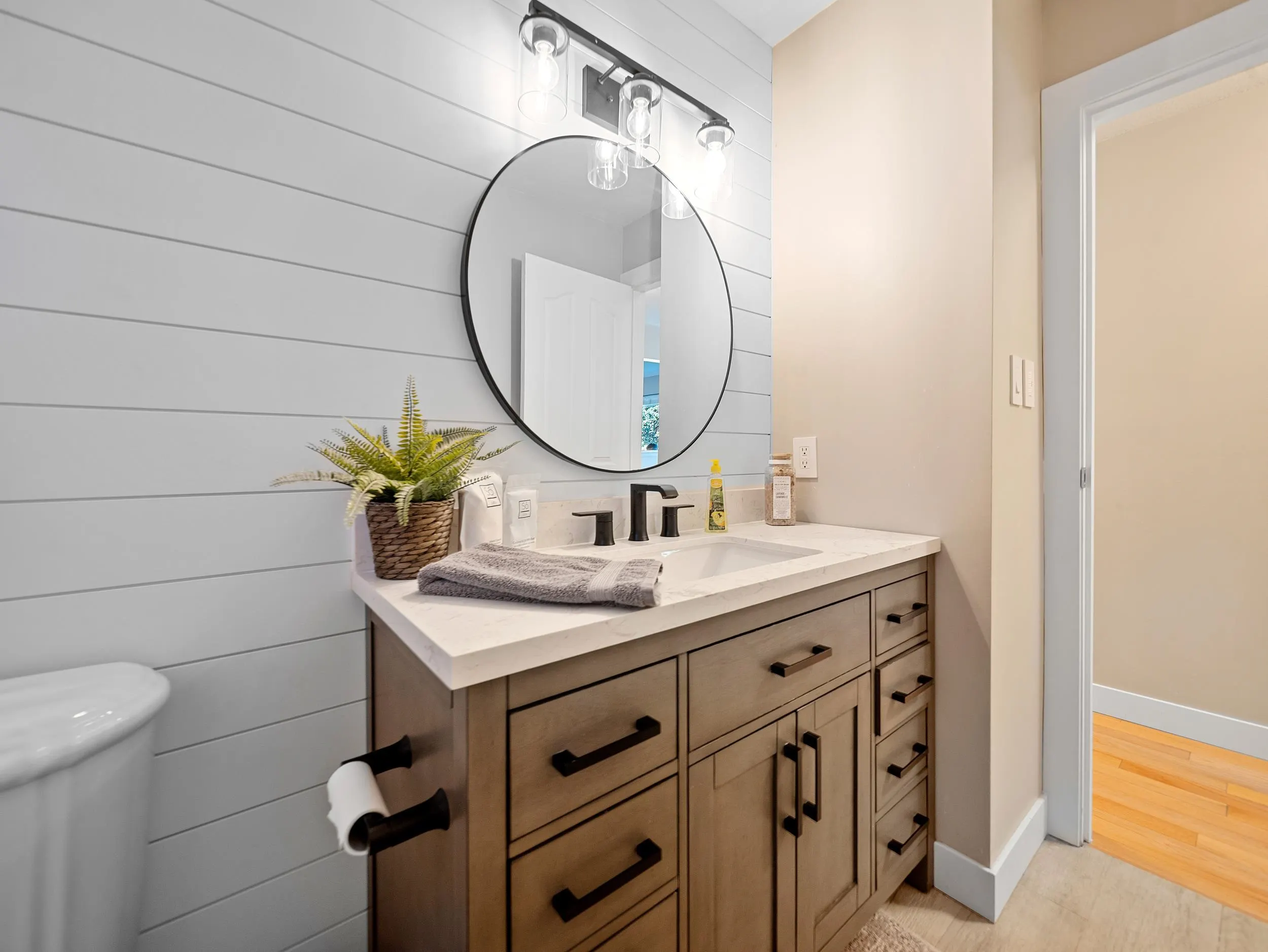 17022 Hereford Place