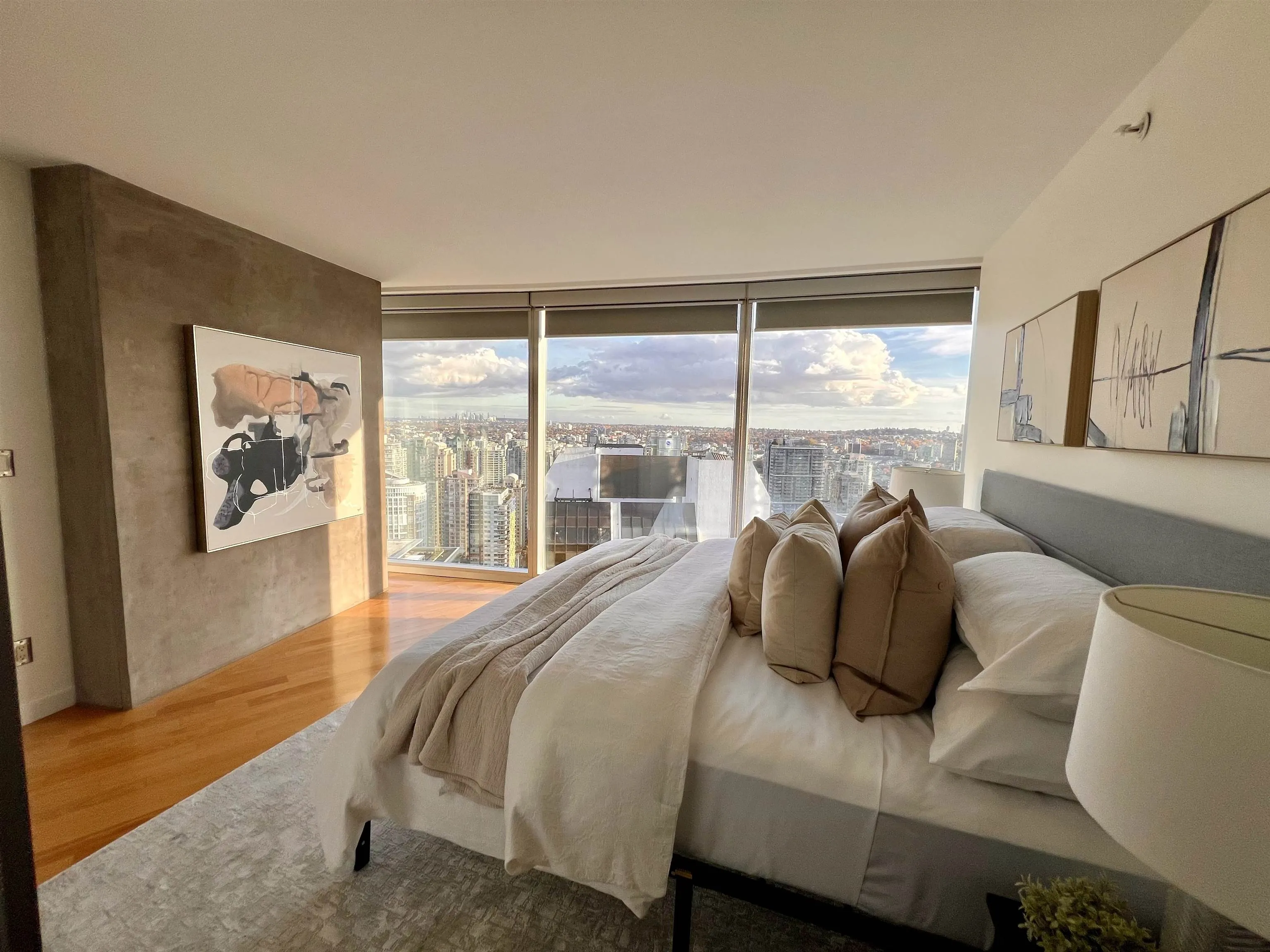 3204 938 Nelson Street