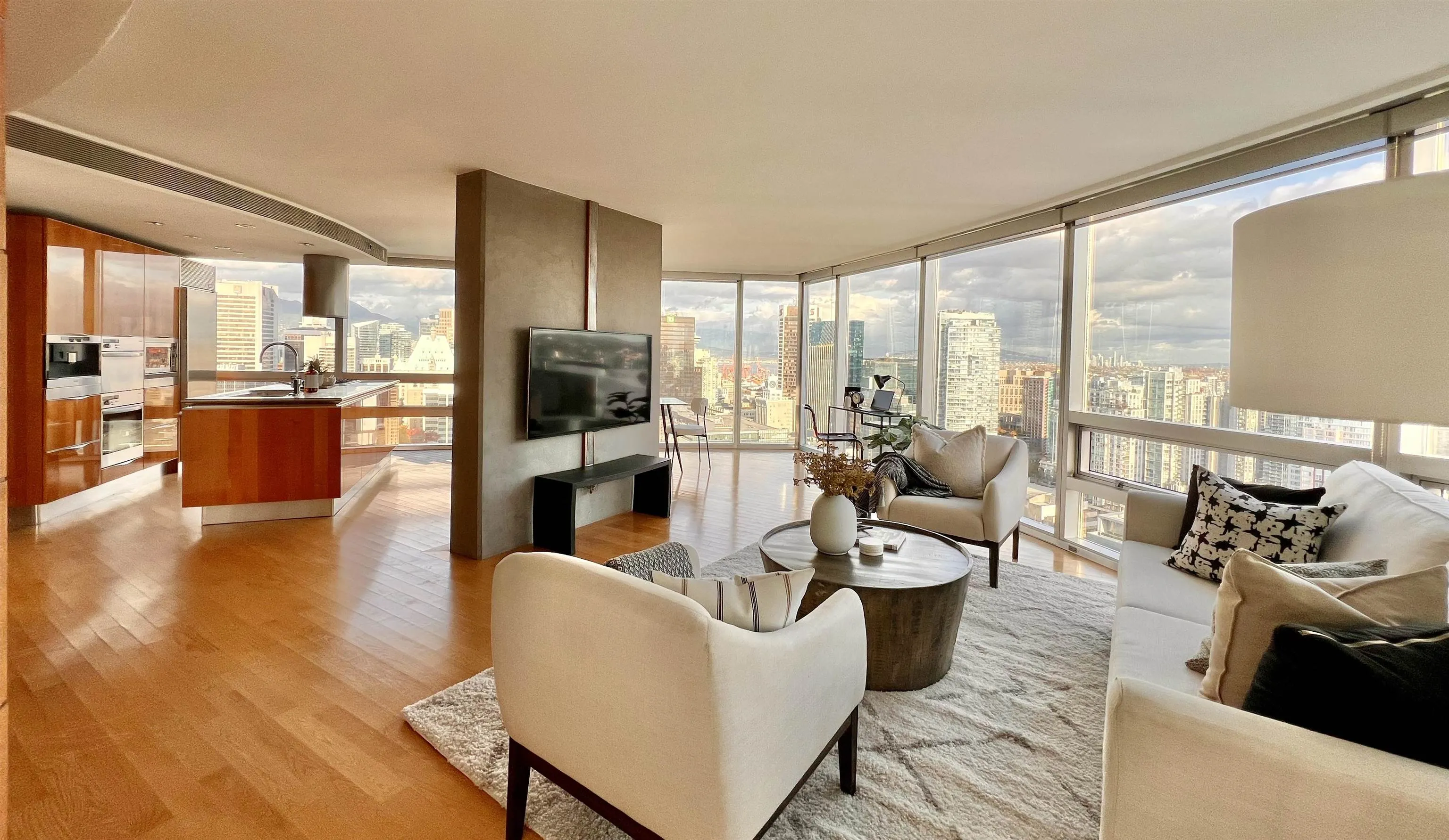 3204 938 Nelson Street