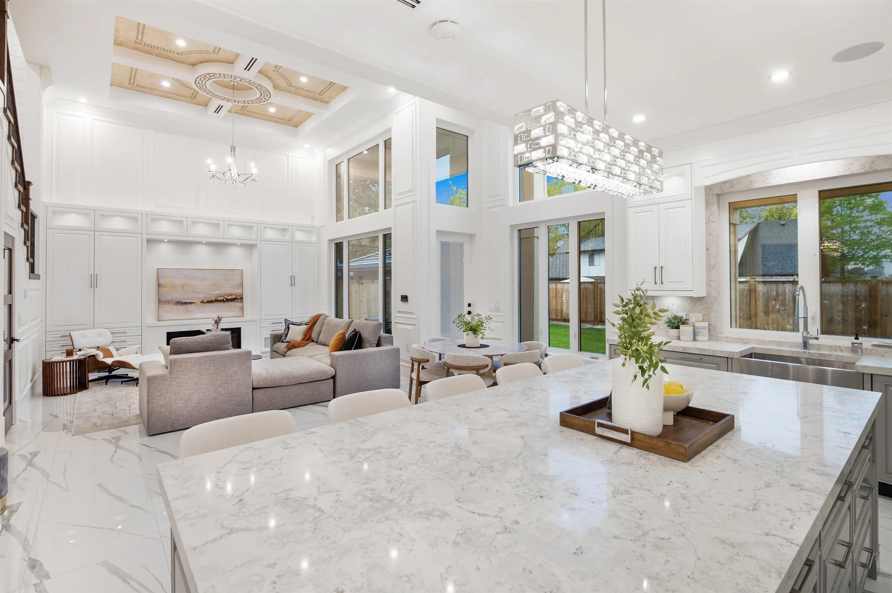 9031 Pinewell Crescent