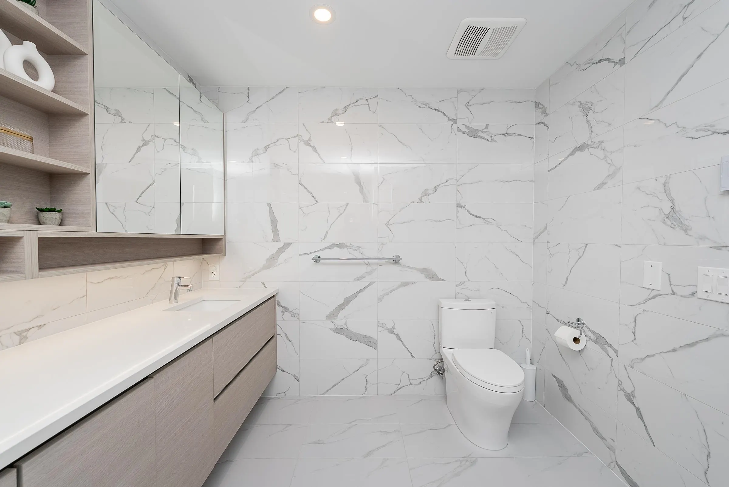 2901 823 Carnarvon Street