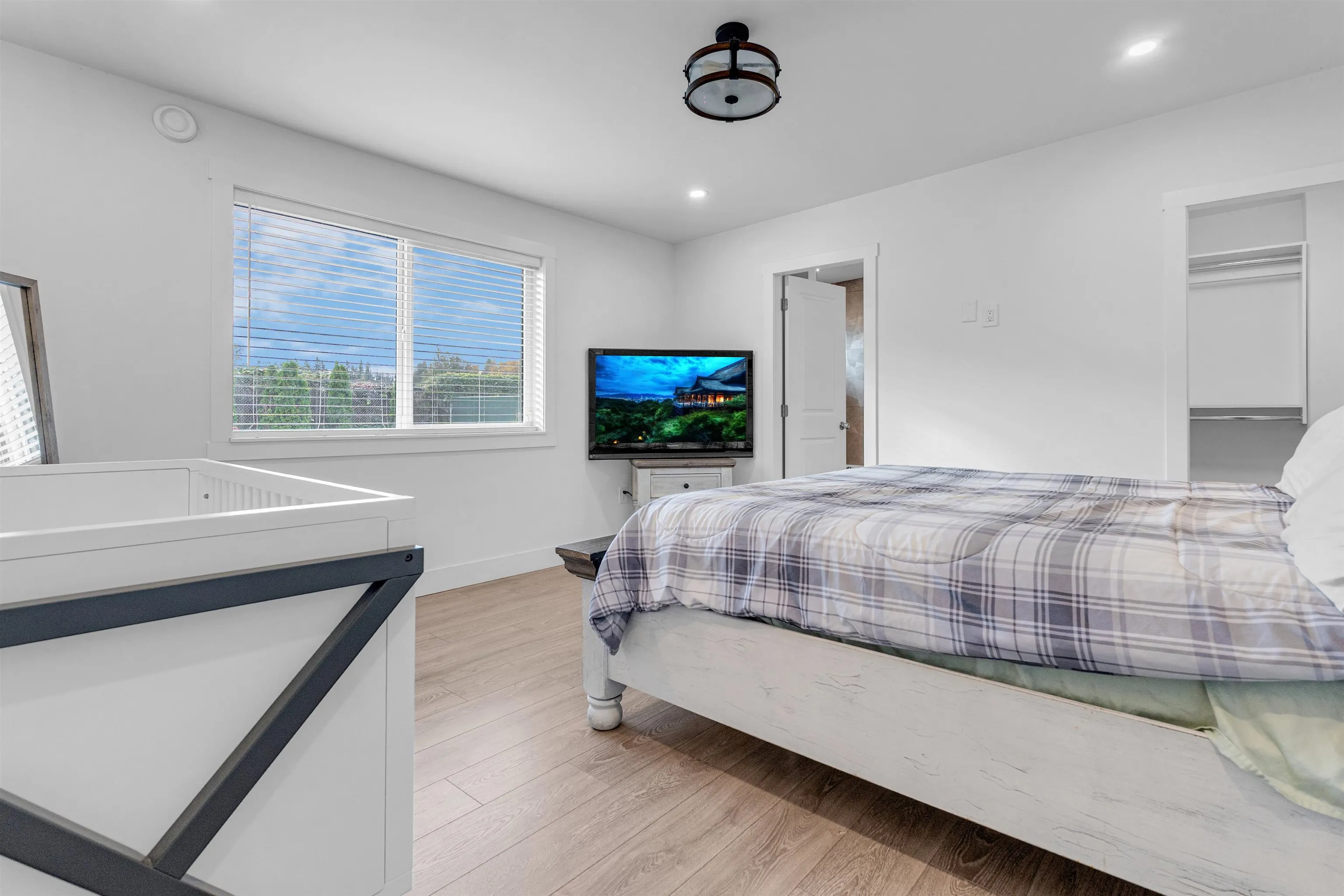 32546 Pandora Avenue