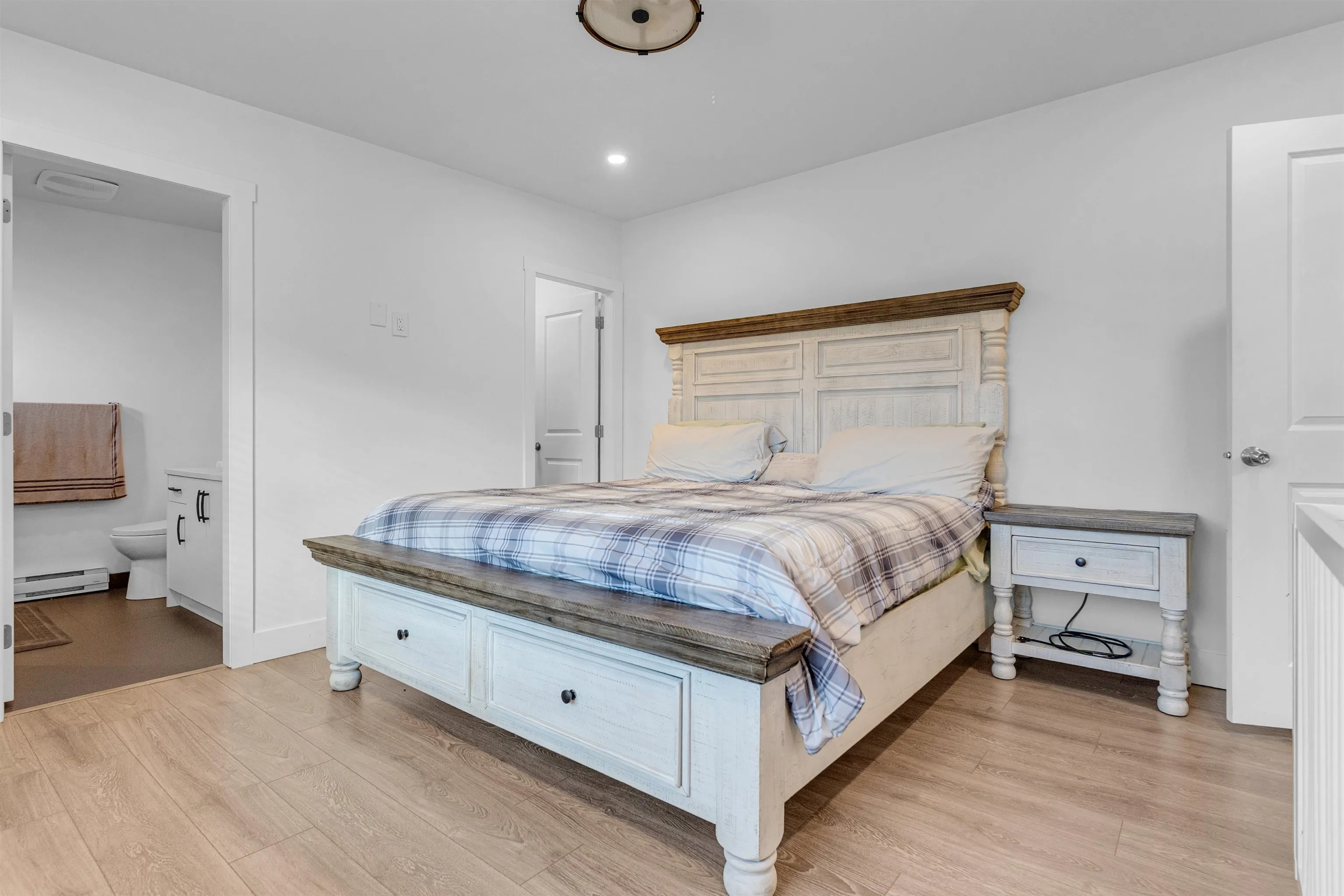 32546 Pandora Avenue