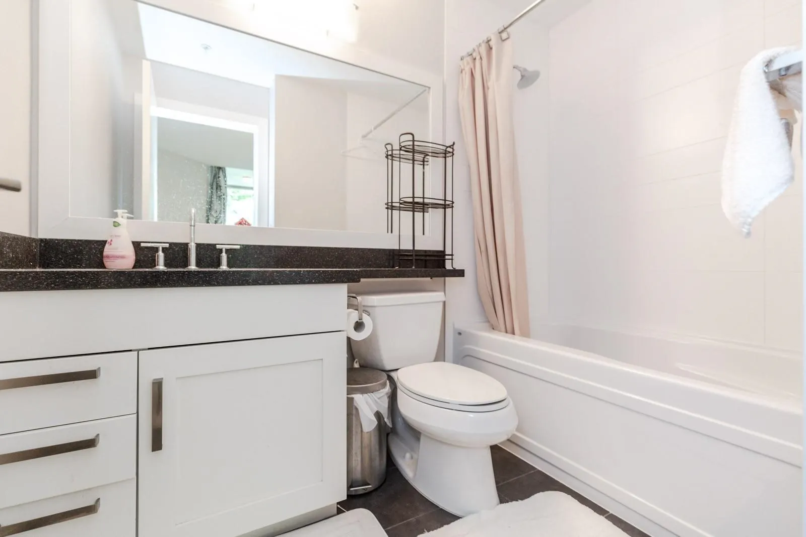 109 2133 Douglas Road