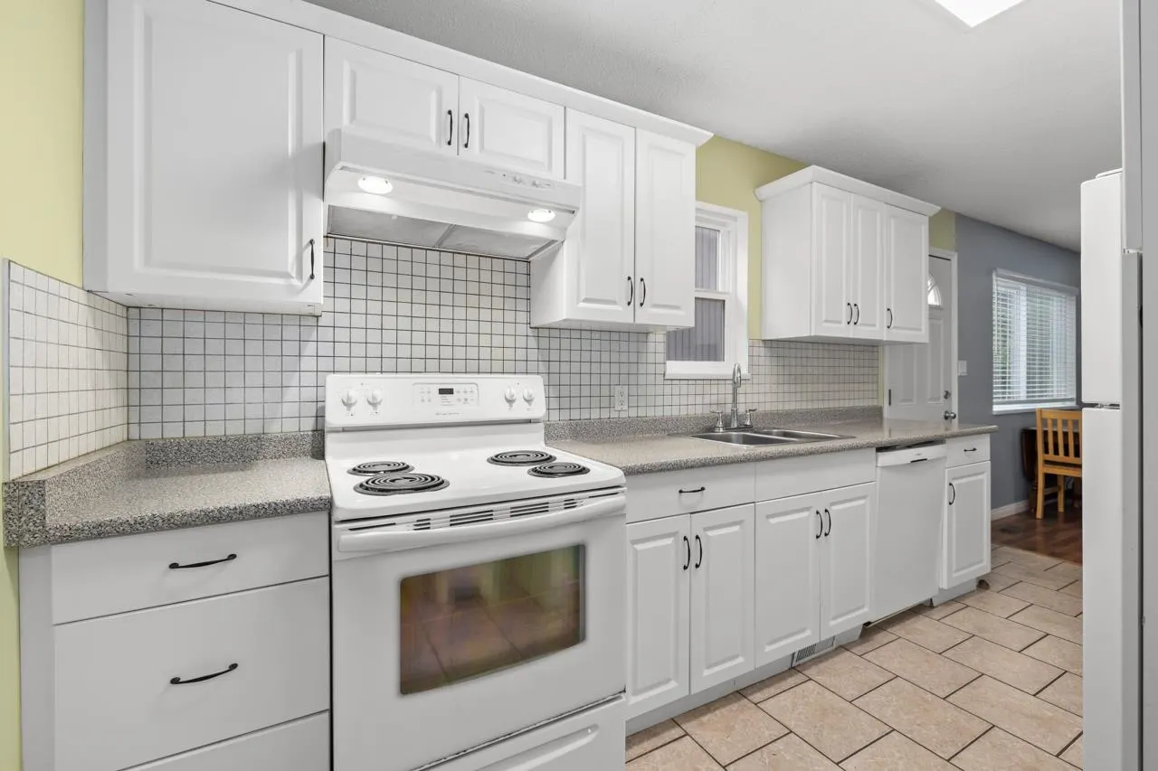 2142 St. Andrews Avenue