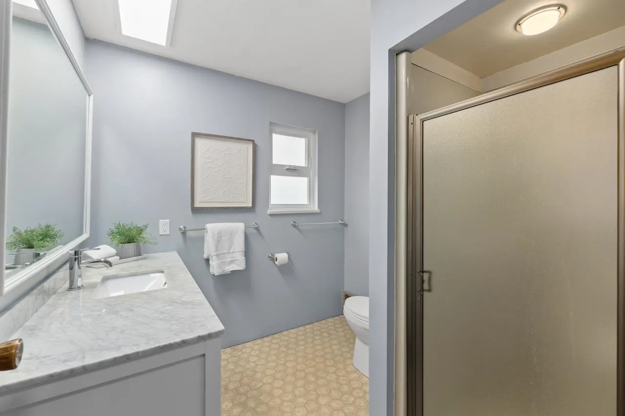 2142 St. Andrews Avenue