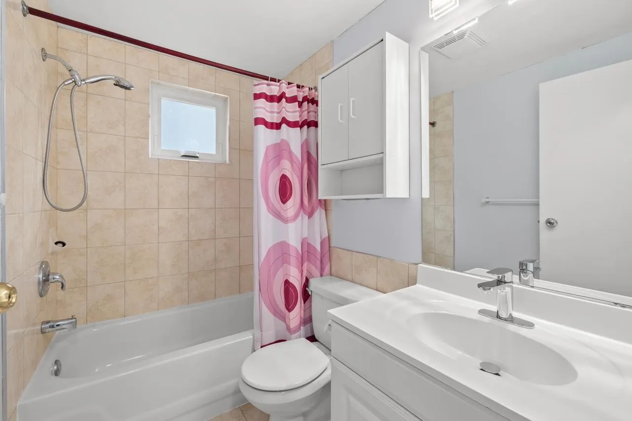 2142 St. Andrews Avenue