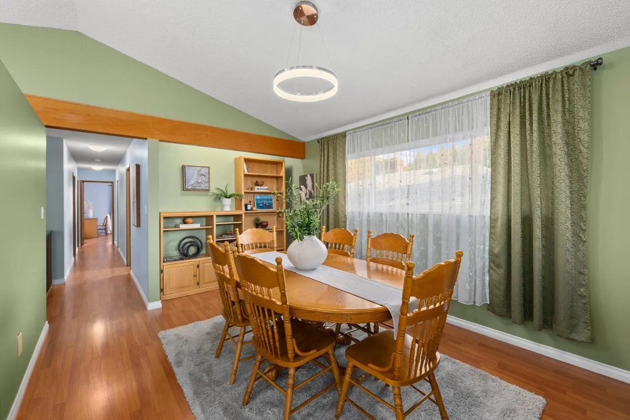 2142 St. Andrews Avenue