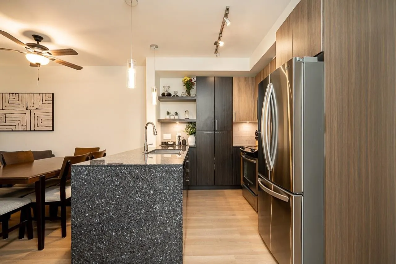 B103 20211 66 Avenue