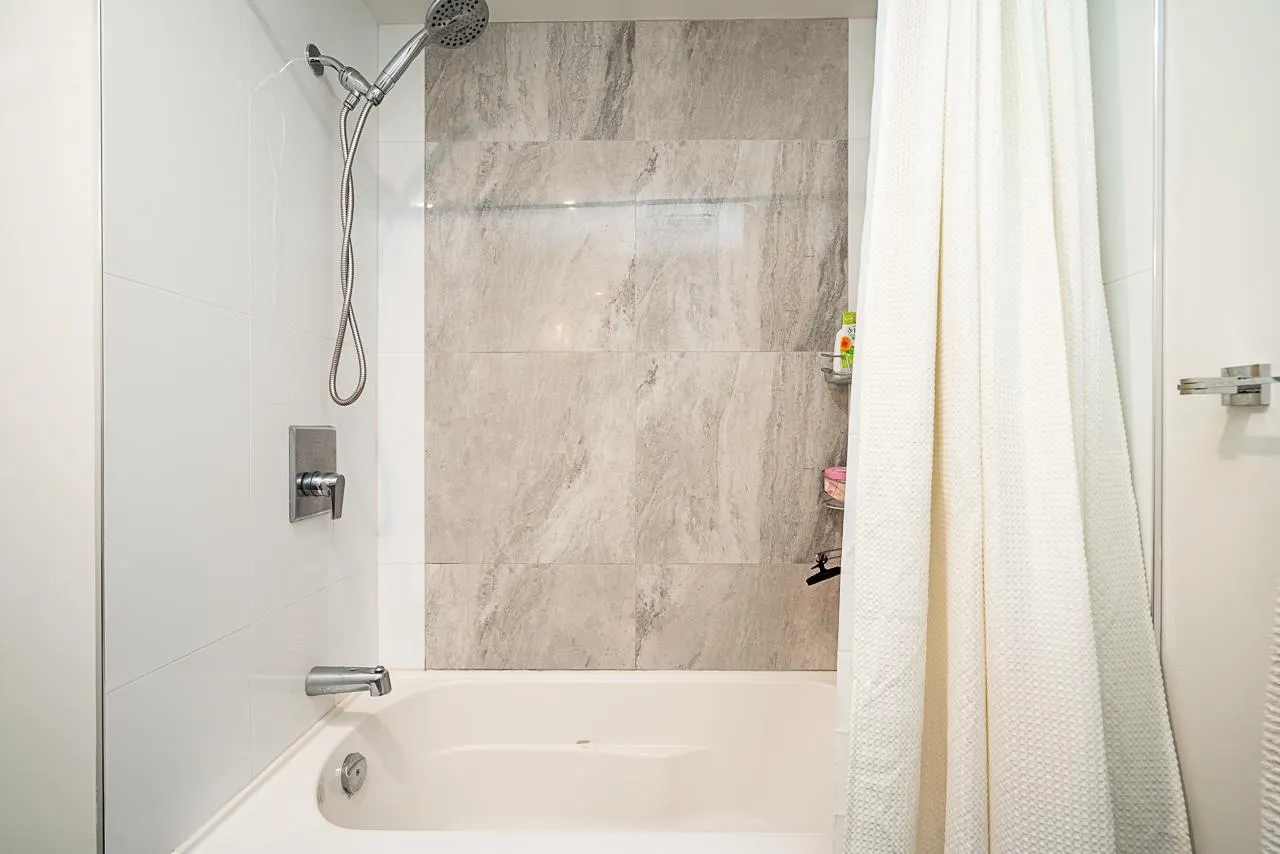 B103 20211 66 Avenue